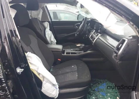 2023 Kia Sorento Lx z USA, uszkodzony, nr VIN 5XYRG4LC9PG193687